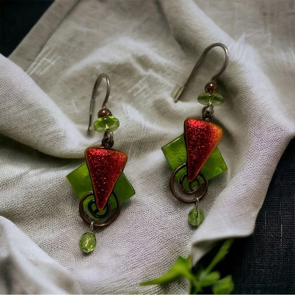 Green and red dichroic glass earrings - Picture 1 of 4